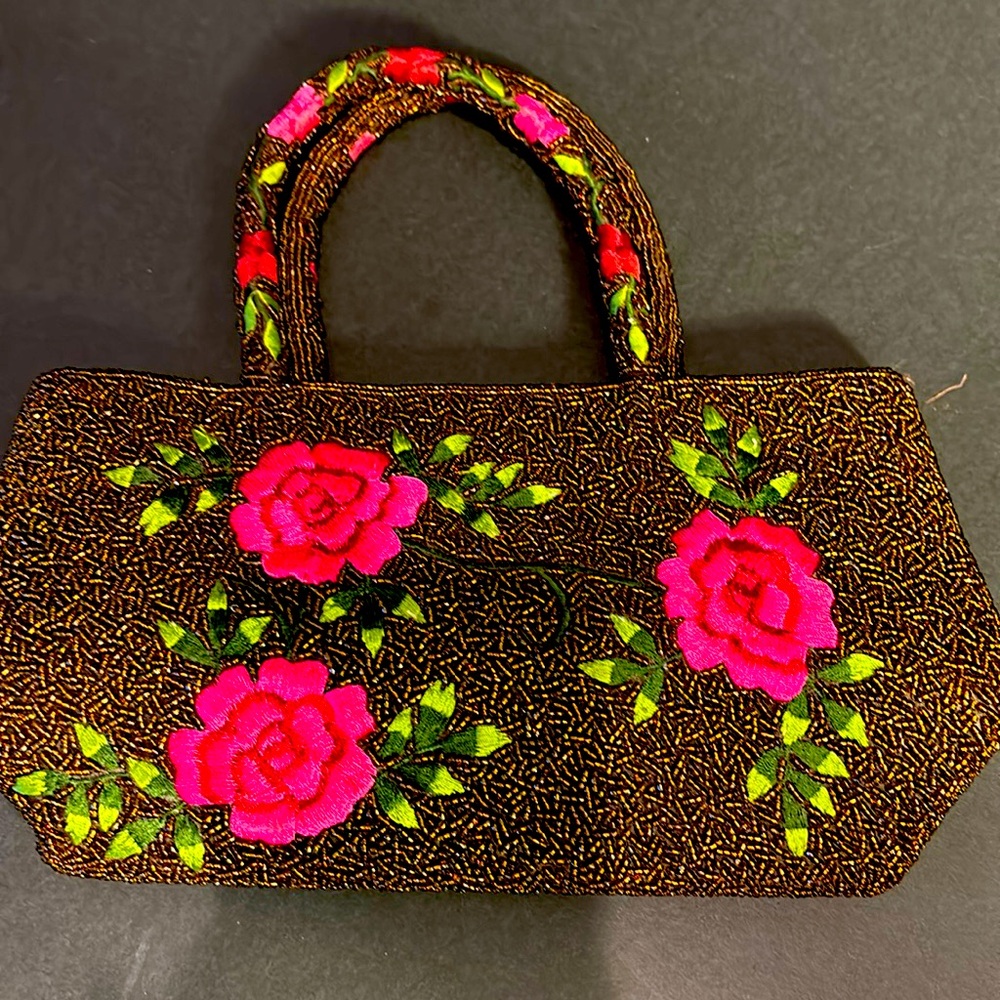Evening bag brown beads with red roses , green leaves. No brand vintage